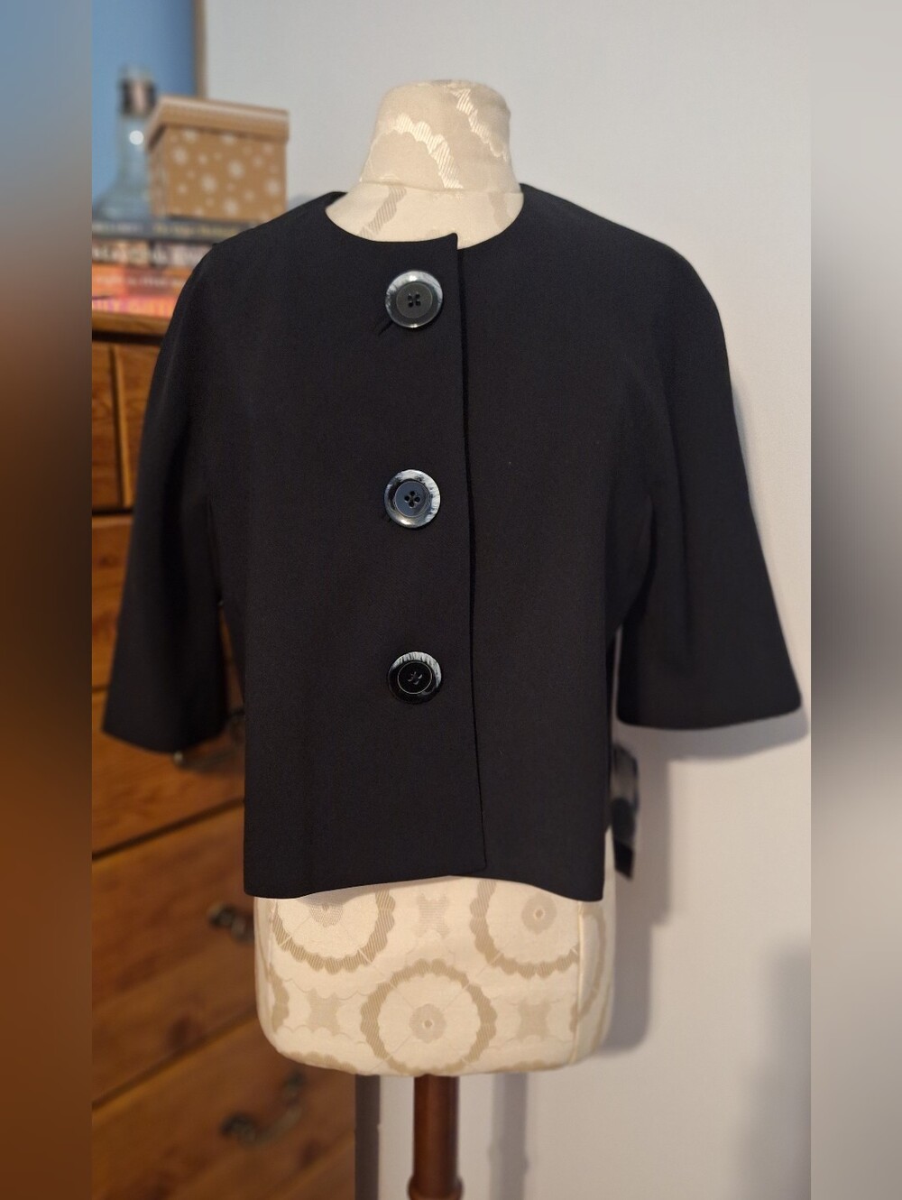 Atelier Sona Black Cropped Jacket